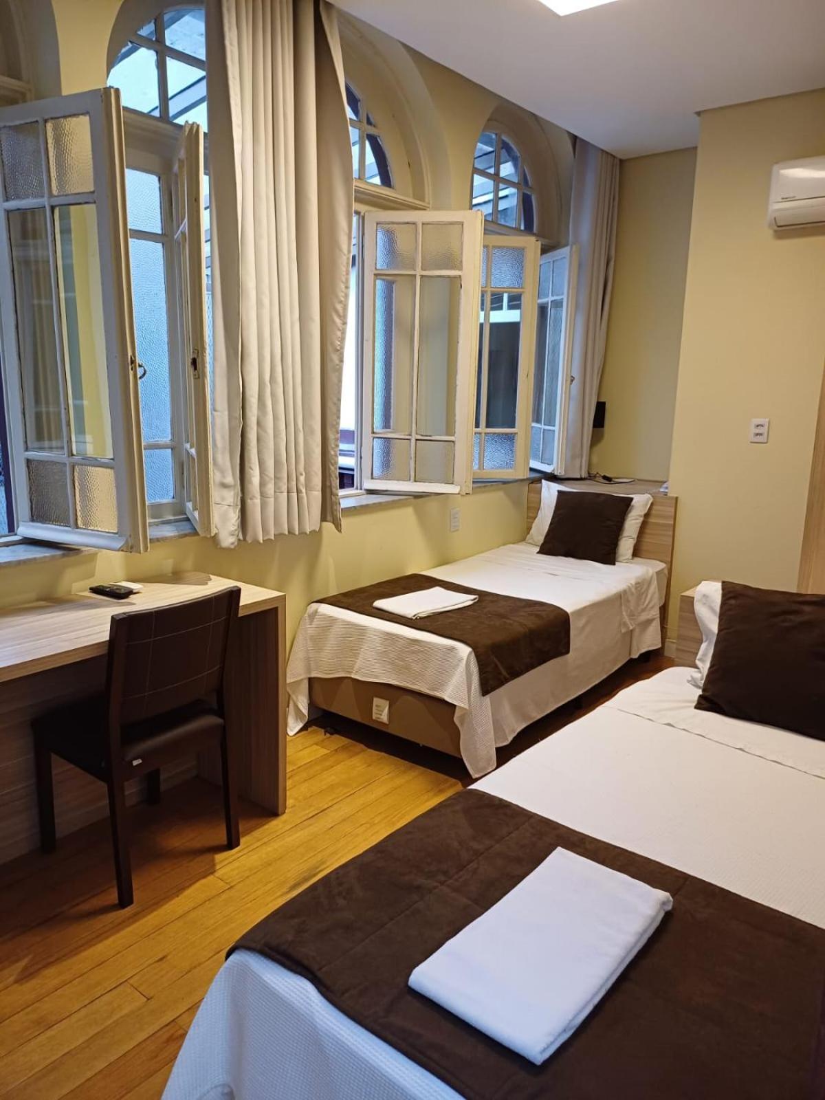 Hotel Praca Da Matriz بورتو أليغري المظهر الخارجي الصورة